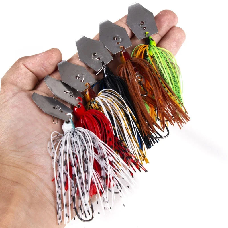 Kit de 6 leurres Chatterbait anti-herbes pour achigan et brochet Kit de 6 leurres Chatterbait anti-herbes pour achigan et brochet