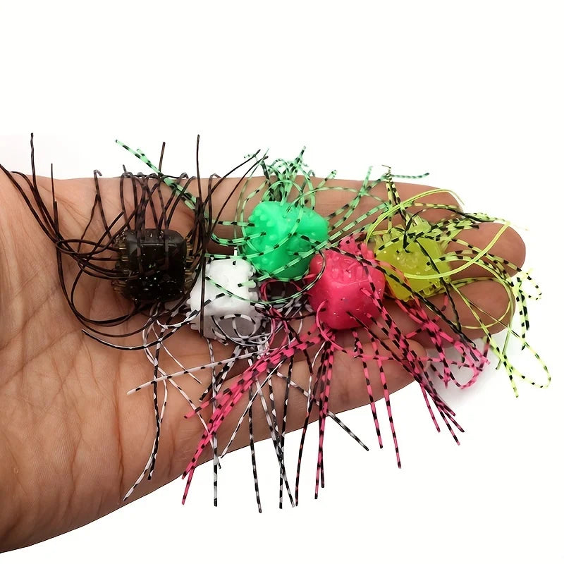 Ensemble de 5 leurres souples pour la pêche au bar, en forme de dés, avec jupes en silicone, pour eau douce et eau salée, multicolores. Ensemble de 5 leurres souples pour la pêche au bar, en forme de dés, avec jupes en silicone, pour eau douce et eau salée, multicolores.